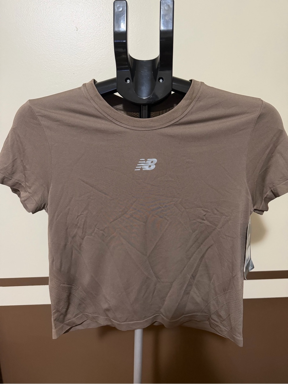 New Balance Women's Brown Short Sleeve Logo Crop Top NWT Size S/P